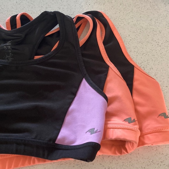 Girls Sports Bras - Picture 1 of 7